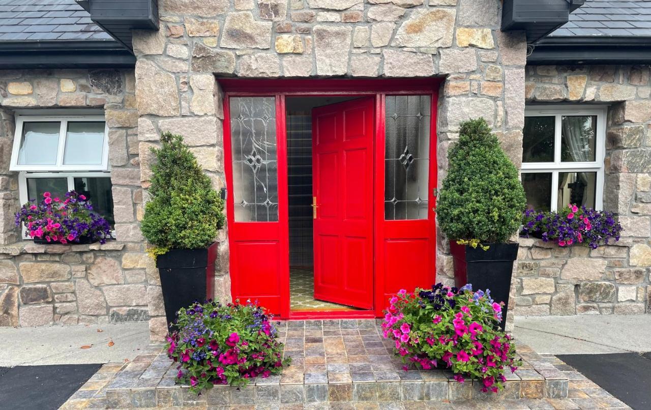 Cosy Rooms In A Stone Cottage Salthill Екстериор снимка